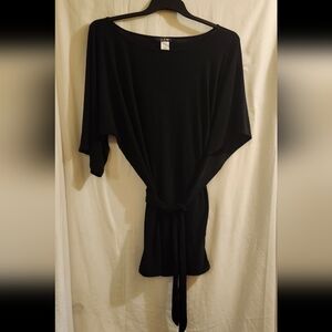 Womens Brand New Belted Top sz L